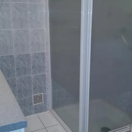 דירה Republique Two Bedrooms קאן